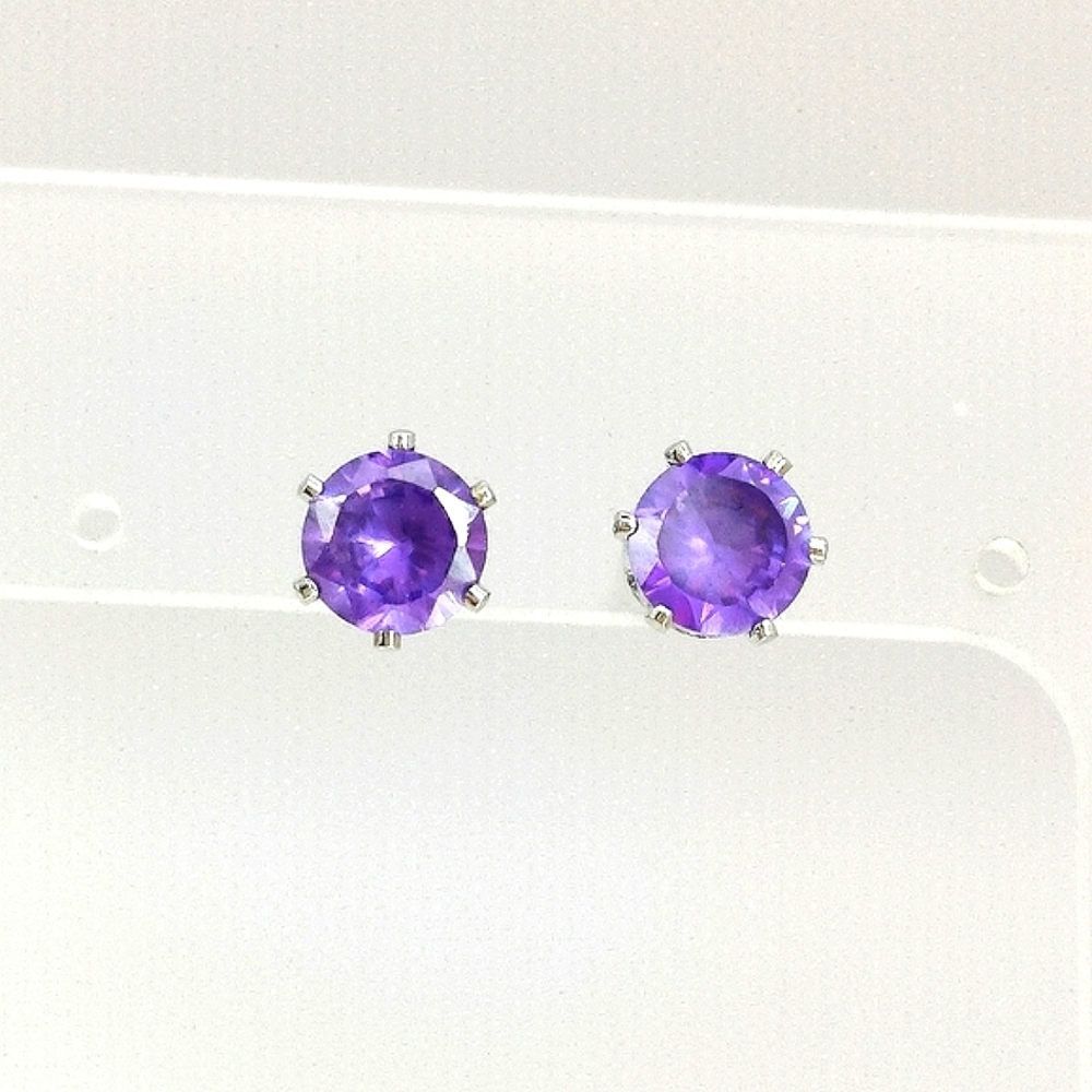 Purple CZ  Stud Earrings 🆕